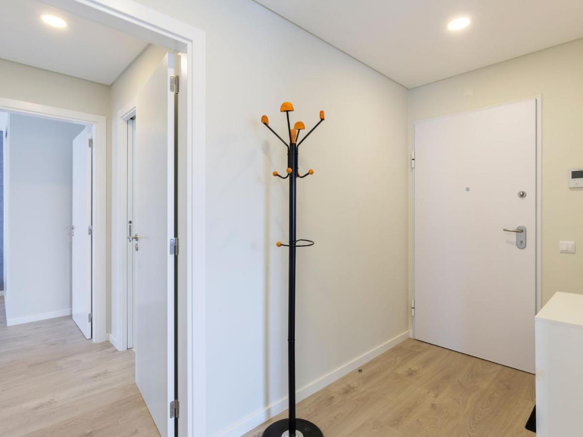 Beautiful Apartment In S O Martinho Do Porto With Balcony São Martinho do Porto Buitenkant foto