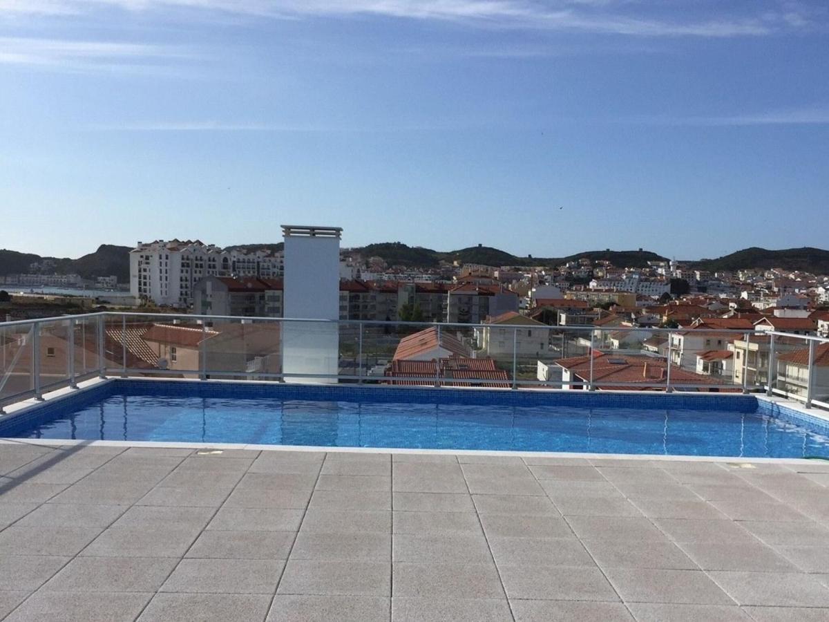 Beautiful Apartment In S O Martinho Do Porto With Balcony São Martinho do Porto Buitenkant foto